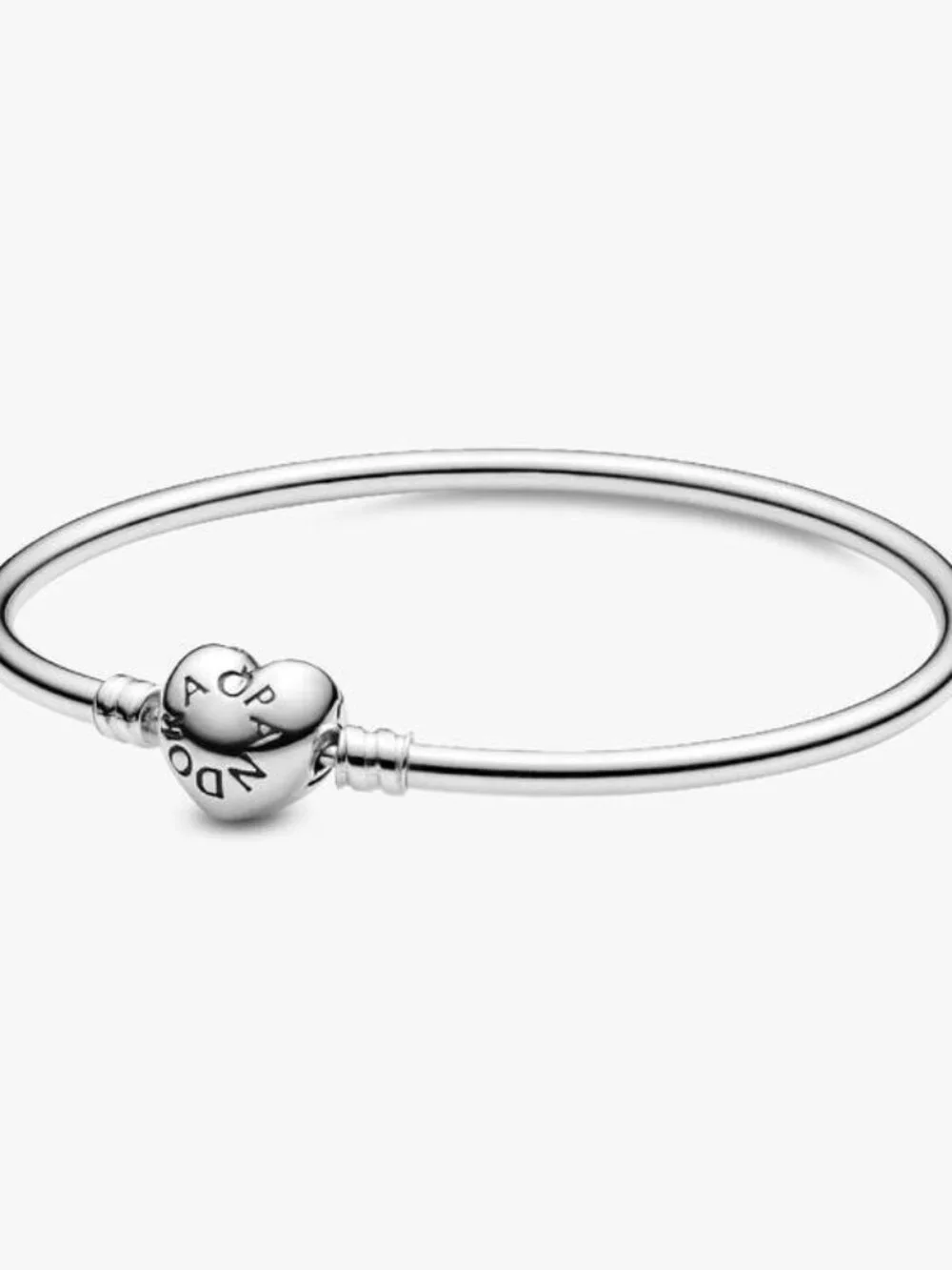 🍀Pandora Moments Heart Clasp Bangle 7.5 in
